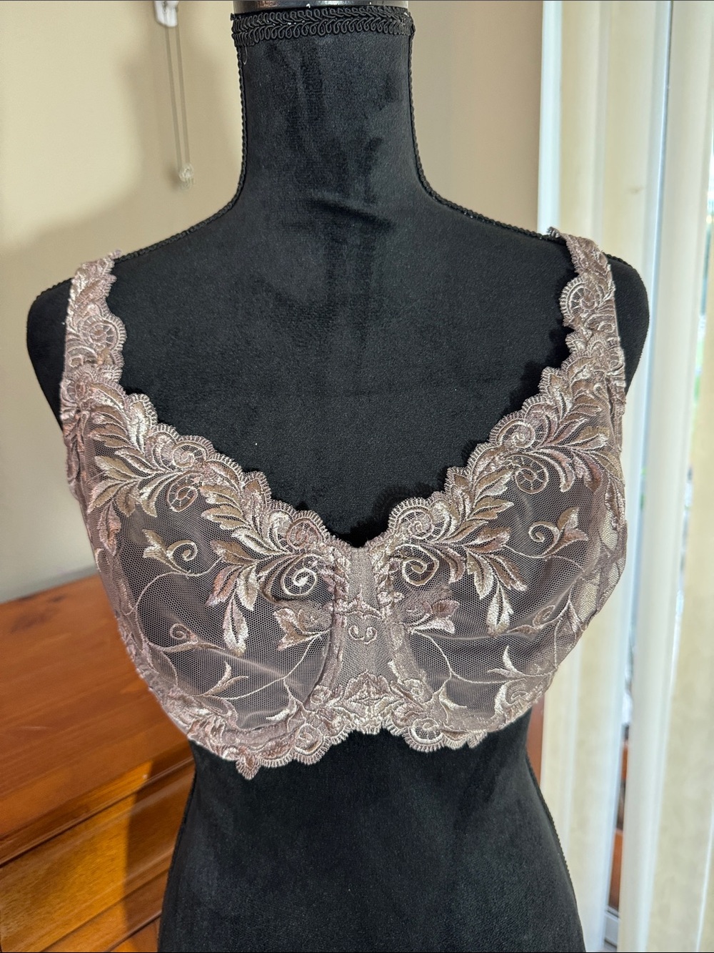 Soma Embroidered Lace Bra in Taupe Pink